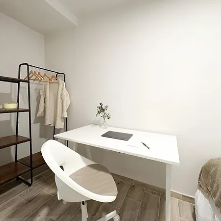Апартаменты Chillahomes 101 *