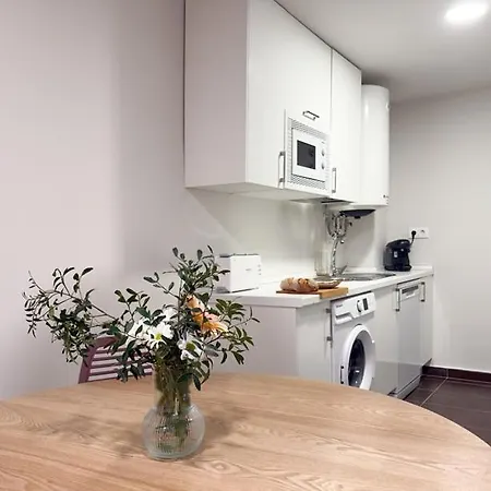 Chillahomes 101 Апартаменты Канделеда